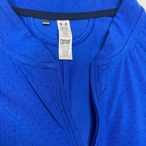 Under Armour Royal Blue with Small Black Polka Dots Golf Polo Size XL - Picture 2 of 6